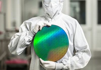 硅谷周報 xAI收購X平臺、安卓走向閉源、DeepSeek成AI新標(biāo)桿與量子計(jì)算服務(wù)崛起